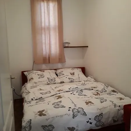 Casa de Férias Evi Nyaralohaz Siófok